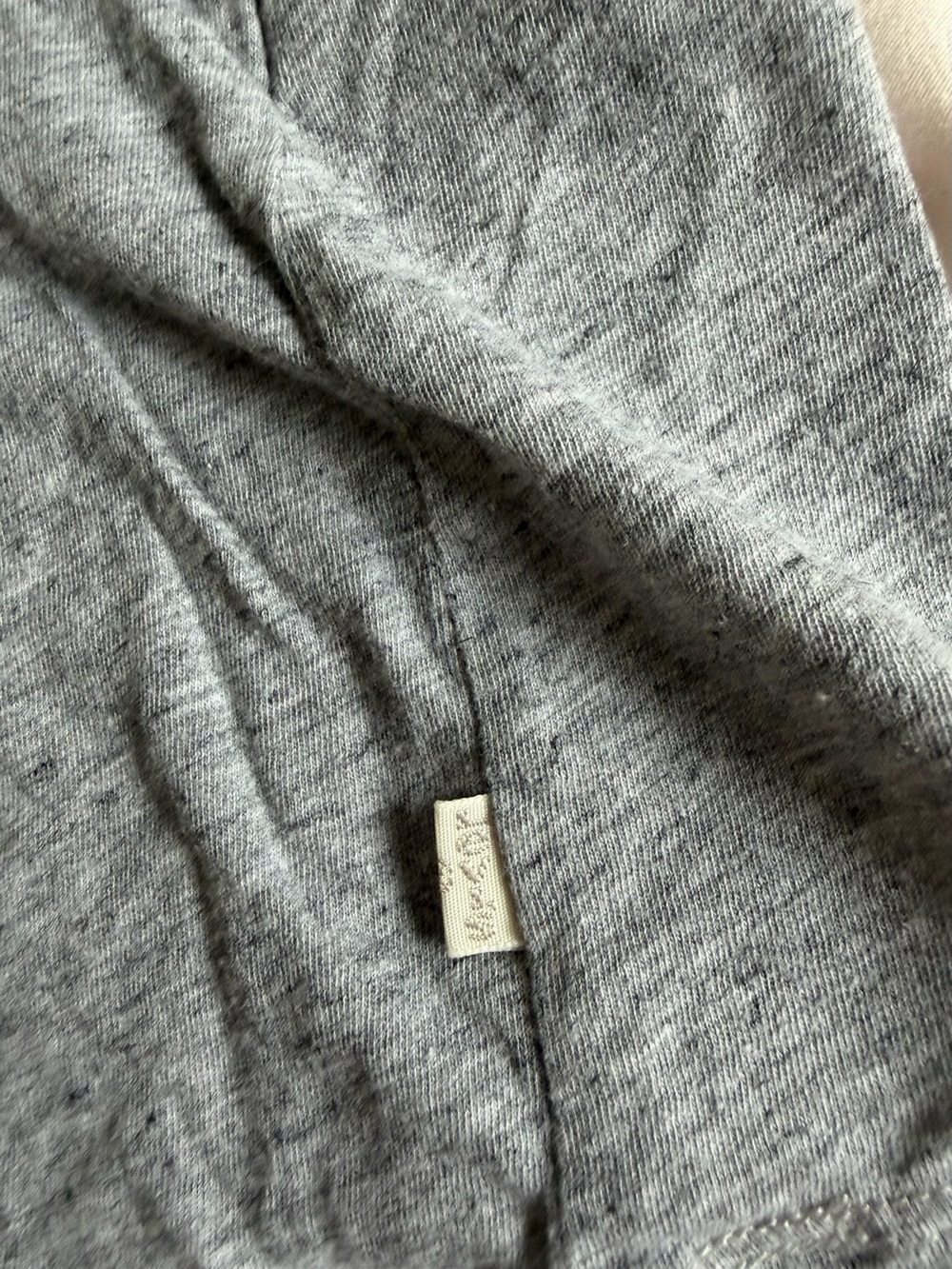 Levi's Women's Gray Tee with Navy and Red Logo - Picture 4 of 5